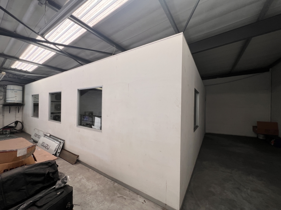 To Let Commercial Property for Rent in Airport Industria Western Cape